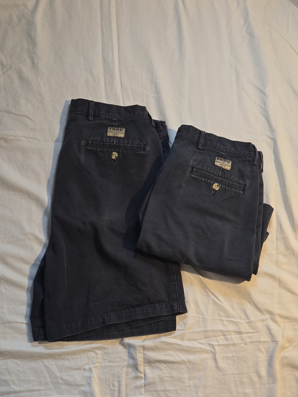 Two Pairs Of Izod Men's Navy Flat Front Chino Shorts. Size 34.